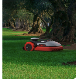 Robot de tonte KR236E RTKn KRESS en situation